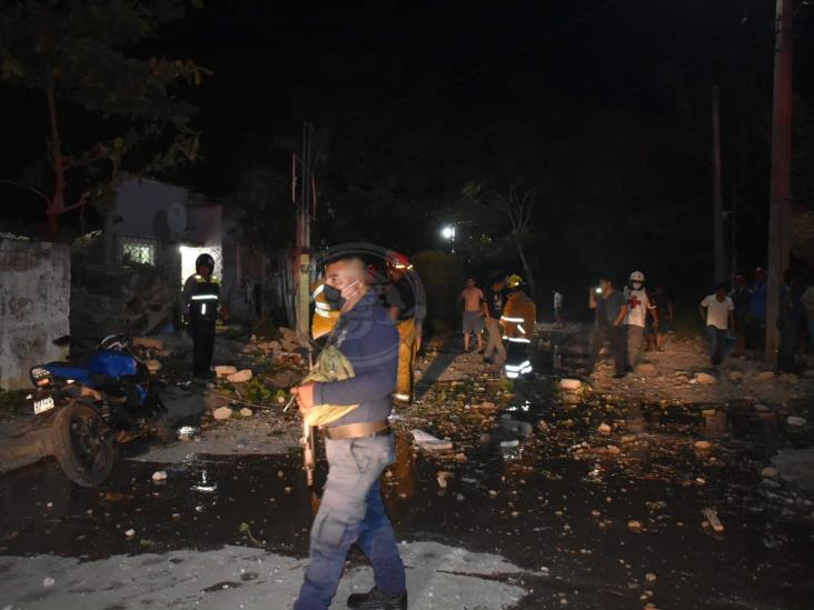 Se registra fuerte explosión en Soconusco; una vivienda destruida