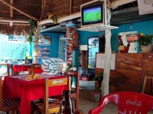 Reabren cinema y bares en Acayucan