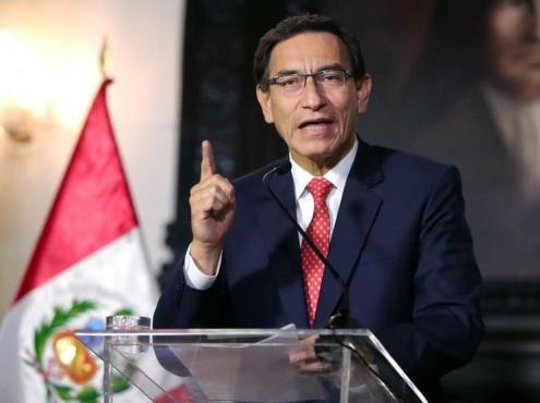 Congreso de Perú aprueba solicitud para remover al presidente Vizcarra