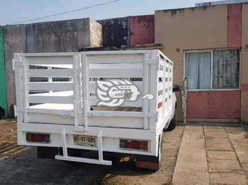 Denuncian robo de camioneta en Ciudad Olmeca de Coatzacoalcos