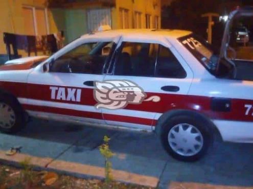 Roban un taxi de Nanchital y otro de Coatzacoalcos