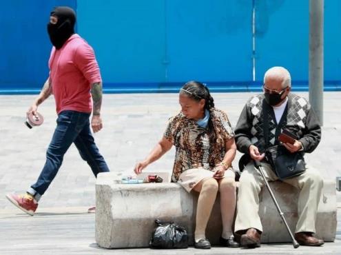 OMS pide repensar relación con los ancianos tras pandemia