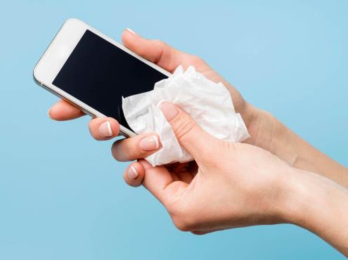 Recomienda IMSS limpiar teléfonos para evitar propagación de virus y bacterias