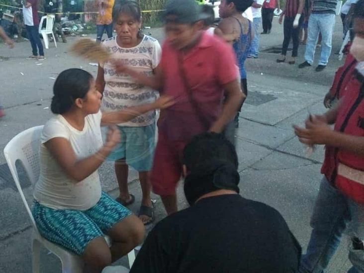 Ebrio conductor arrasa con festejo de Baby Shower en Coatzacoalcos; 6 heridos