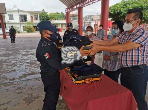Reprochan inoperancia de la Policía Municipal de Moloacán