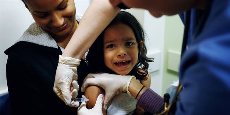 Pandemia en México retardó aplicación de 700 mil vacunas para niños