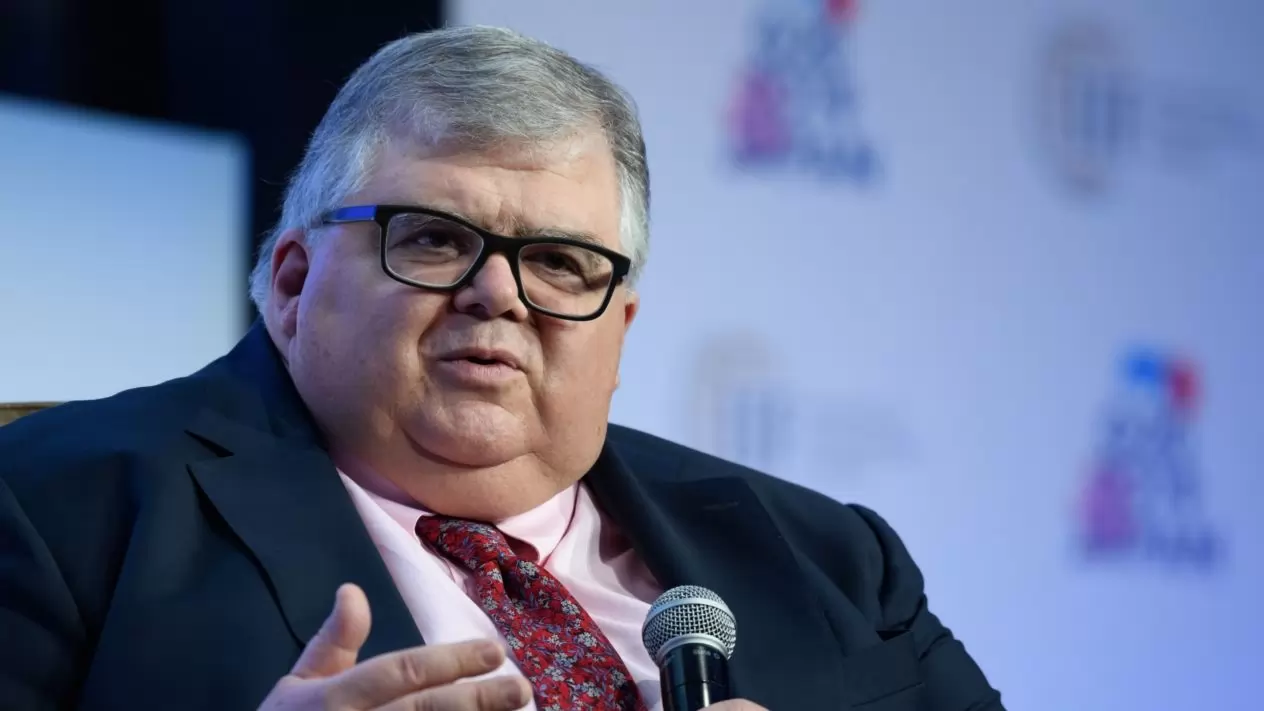 Pandemia de COVID-19 le cambiará la cara a la economía del mundo: Carstens