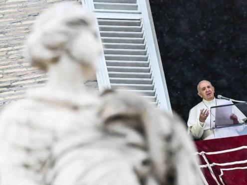 El papa se solidariza con las víctimas de los incendios en AL