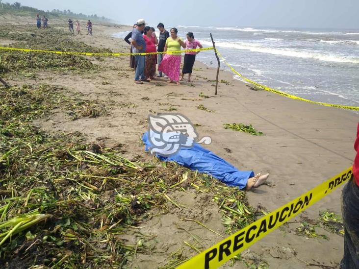 Fuerte oleaje arrastra a joven durante ceremonia de bautismo en Agua Dulce