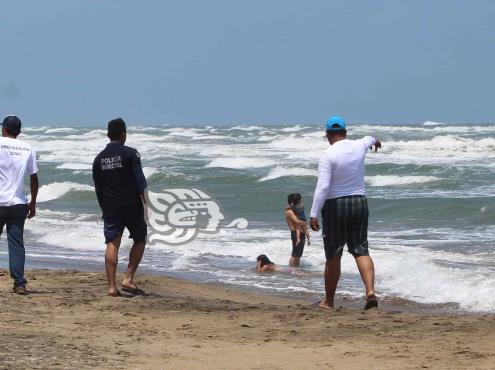 Suspenden actos religiosos en playas de Agua Dulce
