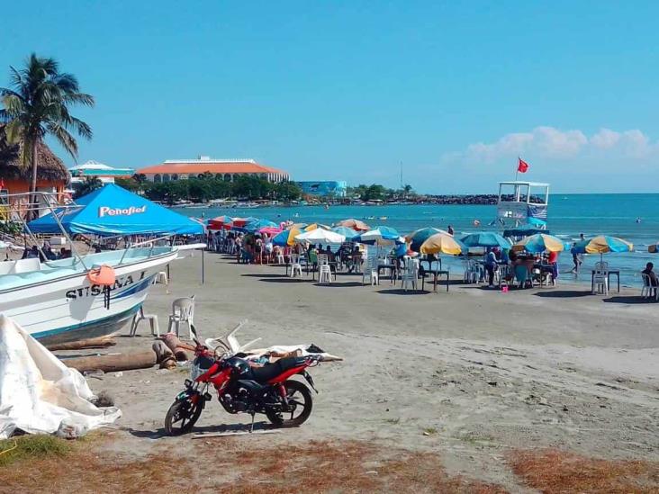 Pese a Covid,comensales continúan visitando playas de Villa del Mar