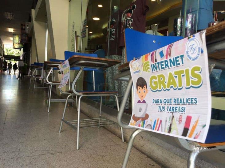 Tienda brinda Wi Fi libre a estudiantes