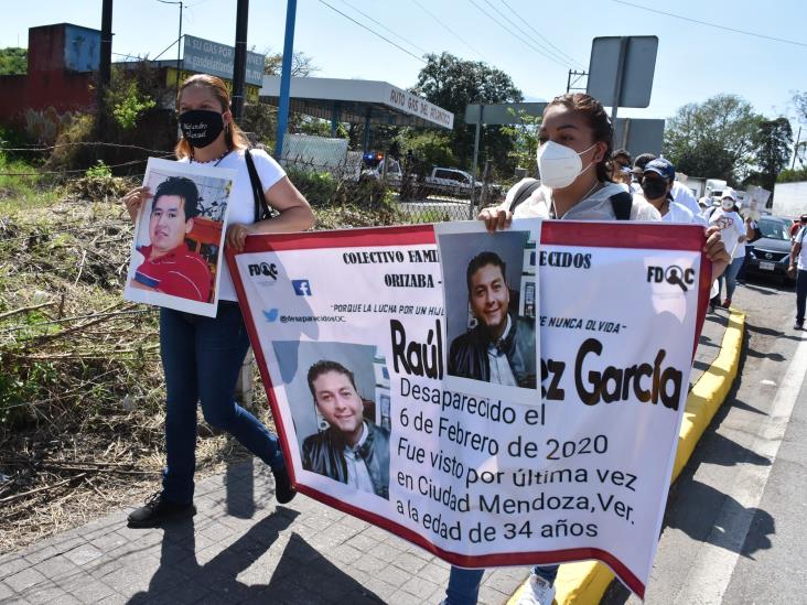 Autoridades de Veracruz huyen de familiares de desaparecidos