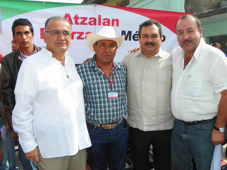 Atacan a ex alcalde de Atzalan; muere su acompañante