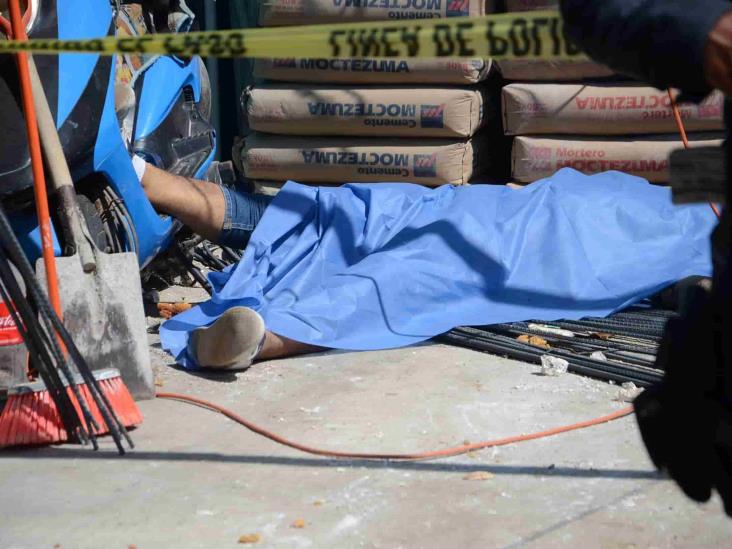 Muere joven albañil tras caer de varios metros de altura en obra