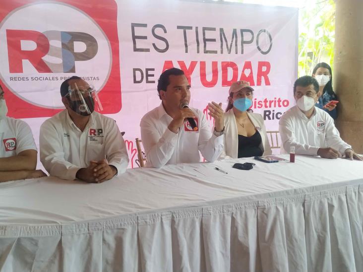Por diferencias, abandonan al líder de RSP en Poza Rica
