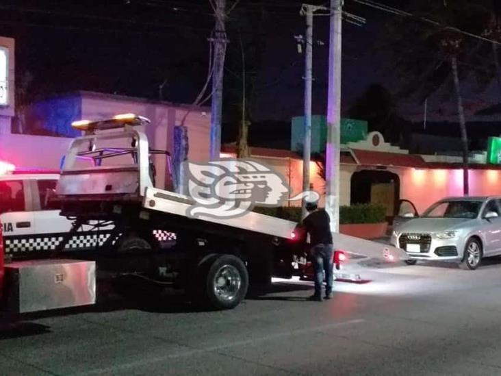 Violento atraco roban camioneta de lujo en Boca del Río