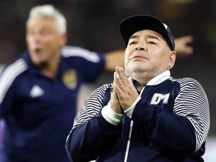 Diego Maradona será operado de urgencia por hematoma en el cerebro