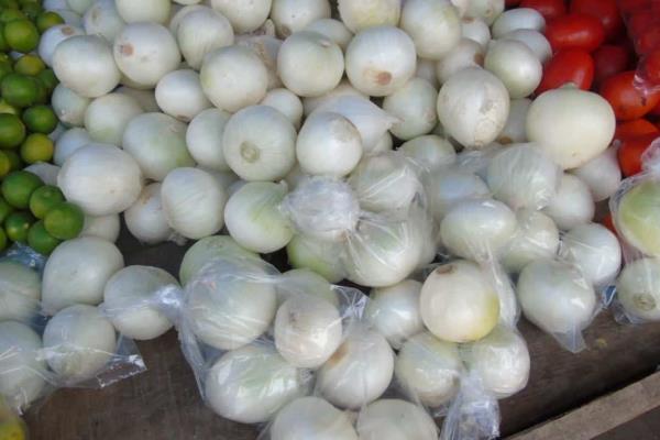 Se disparan precios de productos de la canasta básica