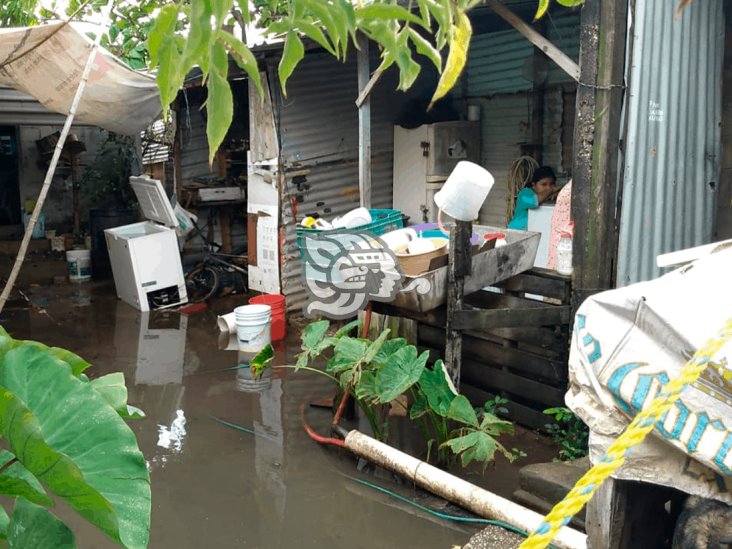 Zona baja de Coatzacoalcos, inundada por Frente Frío 13