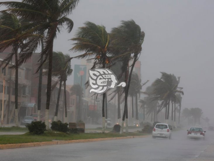 Se esperan 3 días más de lluvias en Coatza por FF 13