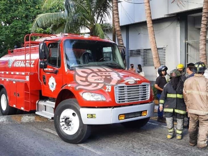 Bomberos de Veracruz, sofocan conato de incendio
