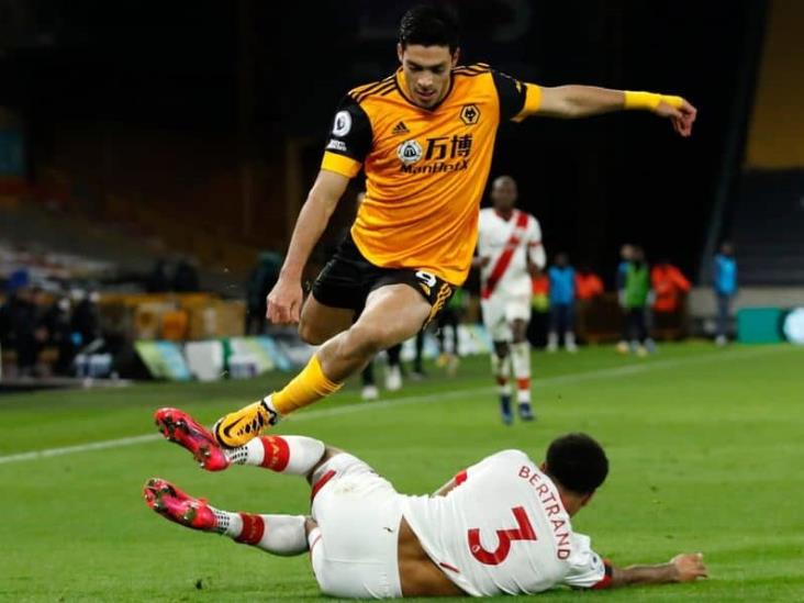 Wolverhampton empata contra Southampton; Jiménez asistió jugada del gol