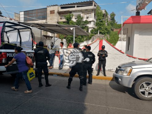 Jornada delictiva en Mina: roban taxi y asaltan Oxxo