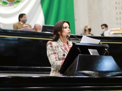Mónica Robles reconoce voluntad política al suprimir el fuero presidencial