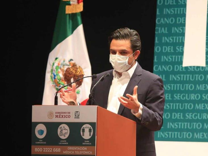 Más de 300 trabajadores del IMSS llegan a la Ciudad de México
