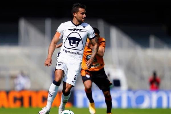 Oficial: Andrés Iniestra sale de Pumas; Juárez anuncia su llegada