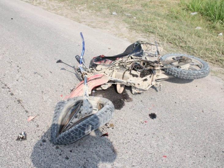 Muere joven motociclista en Martínez de la Torre
