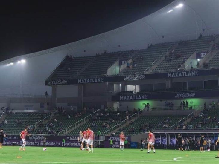 Mazatlán FC podría recibir afición en partido ante Necaxa