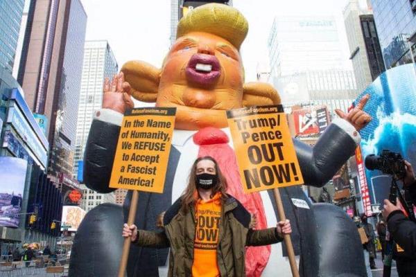 Demócratas apuestan por la inhabilitación de Donald Trump
