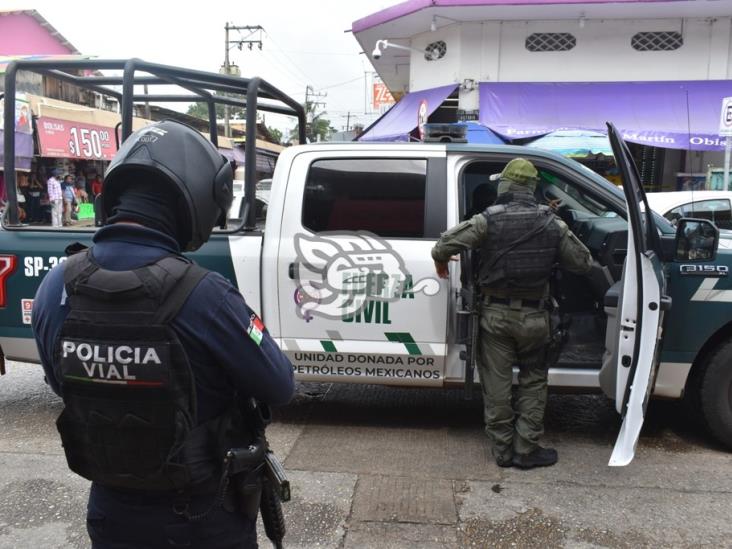 Fuerza Civil captura a dos presuntos narcomenudistas en la zona sur