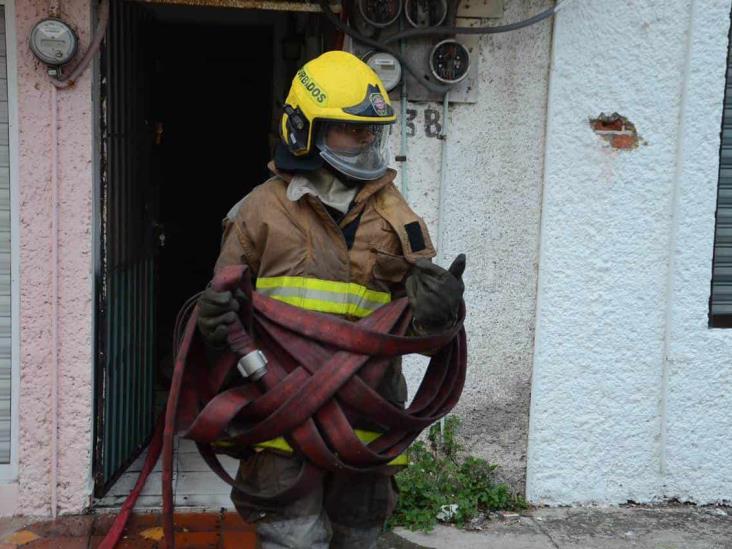 Se incendia departamento en calles de fraccionamiento Reforma