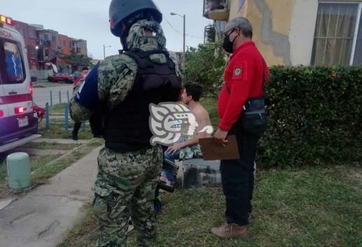 Hieren con picahielo a vecino de Punta Caracol en Coatzacoalcos