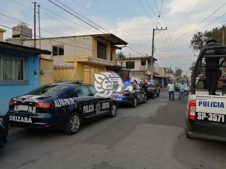Frente a su familia, asesinan a ex policía de Ixtac