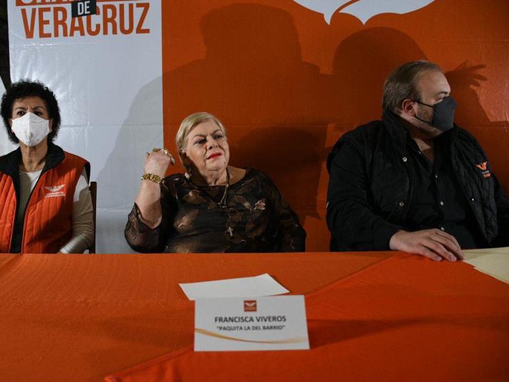Paquita la del Barrio, candidata a diputación en Veracruz