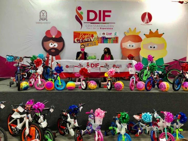 Regala DIF 371 bicicletas a niñas y niños del municipio