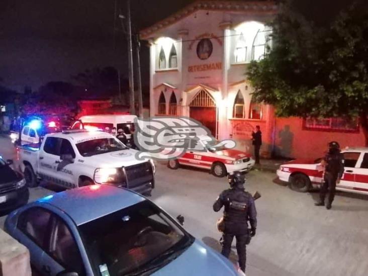 Secuestran a maestra afuera de iglesia pentecostés en Coatzacoalcos