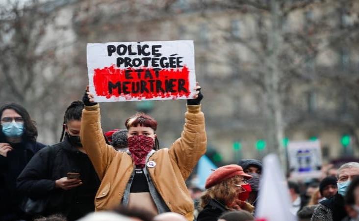 Francia vive un sábado de protestas contra la Ley de Seguridad Global