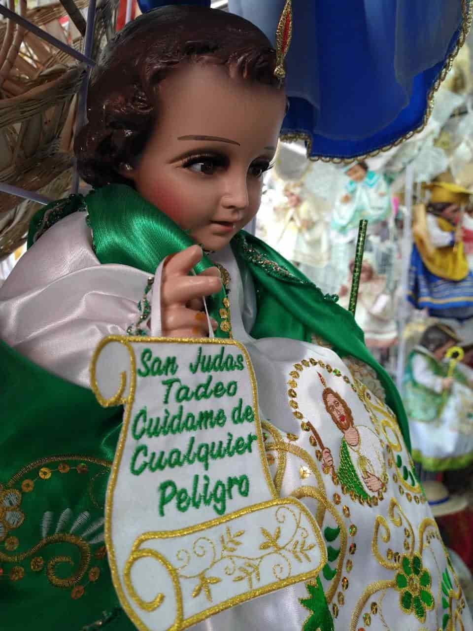 Piden a fieles de Veracruz no vestir a Niño Dios con atuendo de equipos de  fútbol
