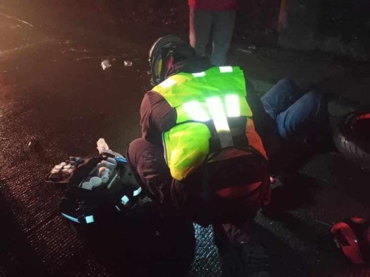 En Coatepec derrapa motociclista tras viajar en exceso de velocidad
