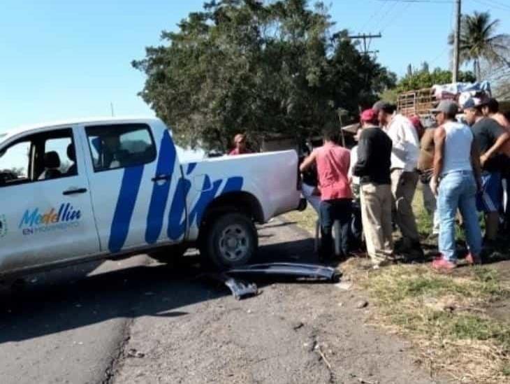 Se registra accidente entre dos camionetas en Medellín de Bravo