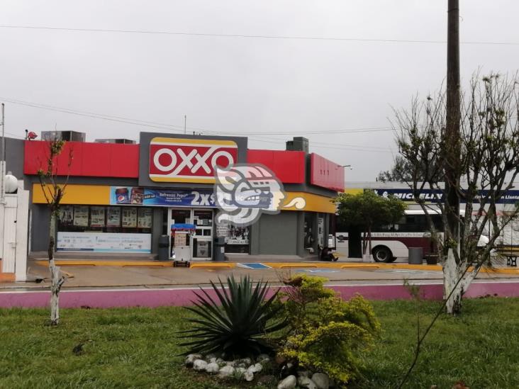 Asaltos a tiendas de conveniencia, imparables en Coatzacoalcos