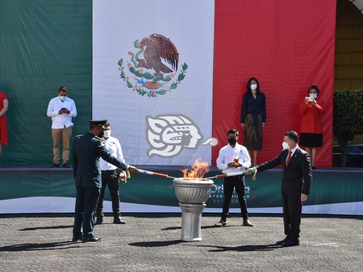 Autoridades de Orizaba conmemoran el Día de la Bandera