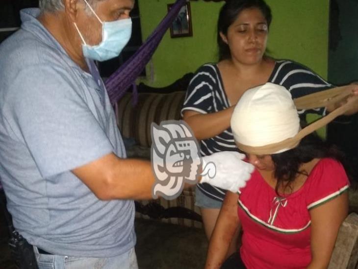 Auxilian a una mujer agredida, la hospitalizan en Las Choapas