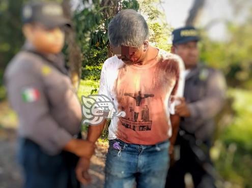 Casi linchan a asaltante cerca de caseta de Acayucan; policías no acuden