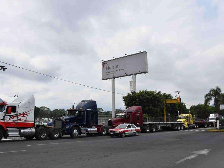 Bloqueos en planta de Orizaba son ilegales; operación, en riesgo: Holcim